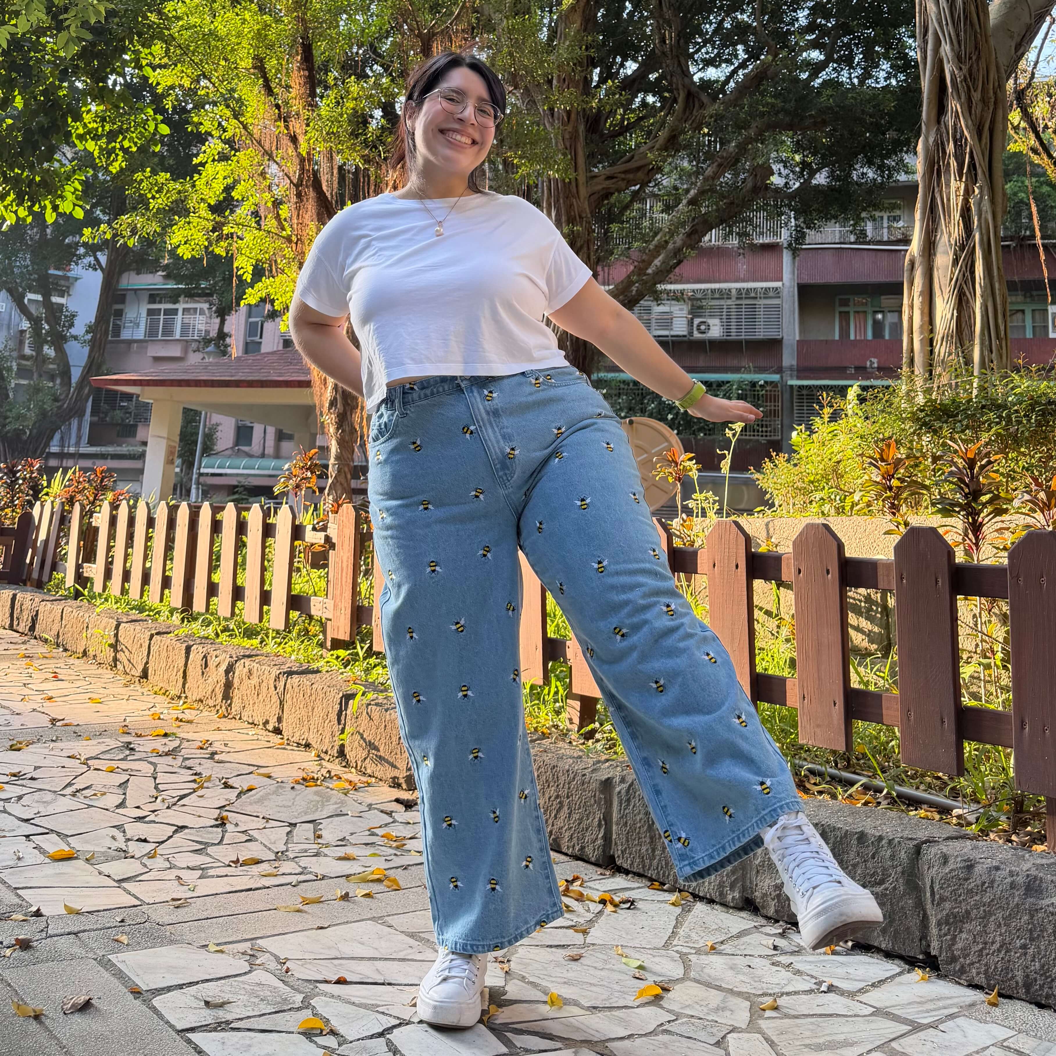 Original Jeans - Light Wash with Bees